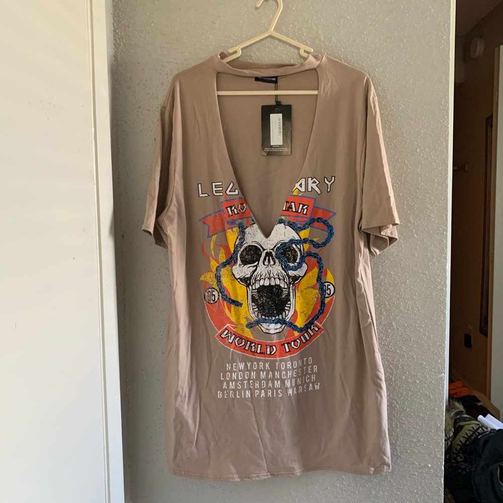 Open V Skull T-Shirt Dress